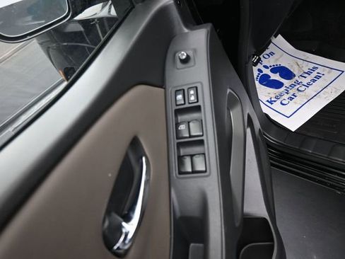 Used 2022 Nissan Frontier SV w/ Technology Package image 10