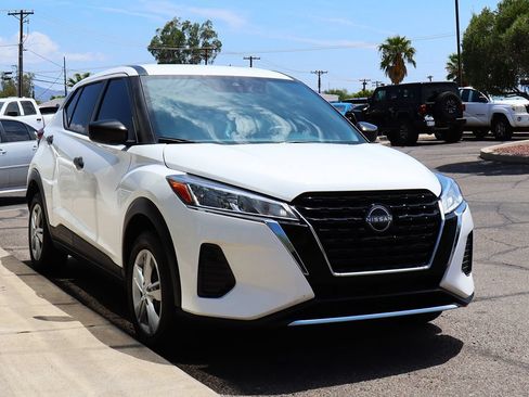 Used 2024 Nissan Kicks S FWD image 14