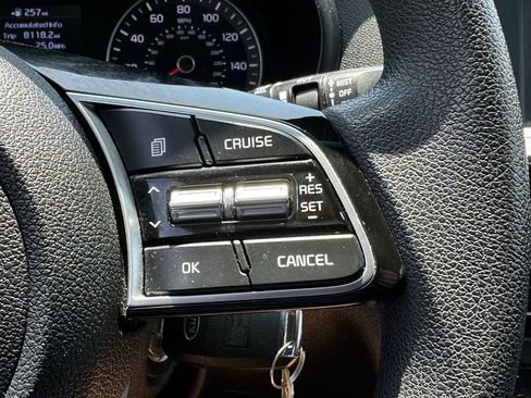 Used 2020 Kia Optima LX image 32