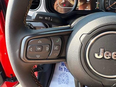 Used 2024 Jeep Wrangler Unlimited Sport AWD/4WD image 29