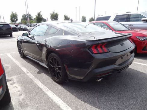 Used 2024 Ford Mustang GT RWD image 6