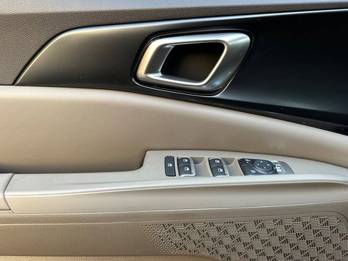 New 2026 Kia Carnival LXS image 7