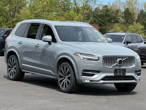 Certified 2025 Volvo XC90 B6 Plus AWD/4WD image 1