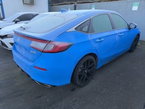 Used 2024 Honda Civic Sport Touring image 5