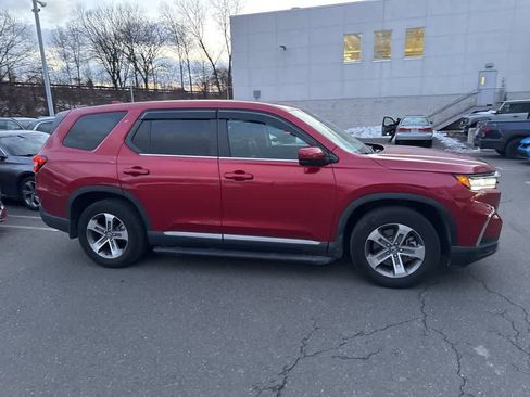 Used 2023 Honda Pilot EX-L image 10