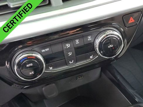 Certified 2024 Chevrolet Trax LT w/ Driver Confidence Package image 18