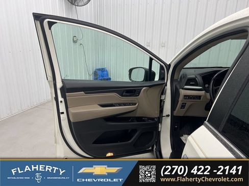 Used 2019 Honda Odyssey EX-L image 8