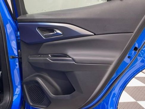 New 2026 Chevrolet Equinox EV LT image 23