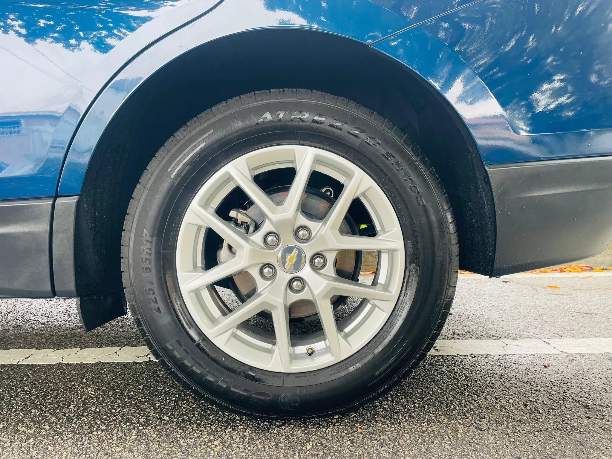 Used 2023 Chevrolet Equinox LT AWD/4WD image 15