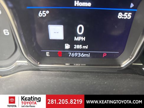 Used 2021 GMC Yukon Denali w/ Denali Premium Package image 21