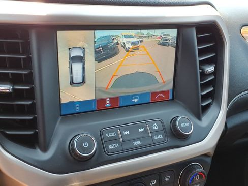 Used 2017 GMC Acadia Denali w/ Technology Package AWD/4WD image 22