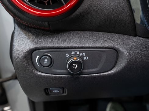 Used 2021 Chevrolet Blazer RS image 30