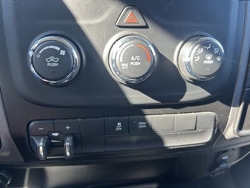 Used 2018 RAM 3500 Tradesman w/ Popular Equipment Group image 20