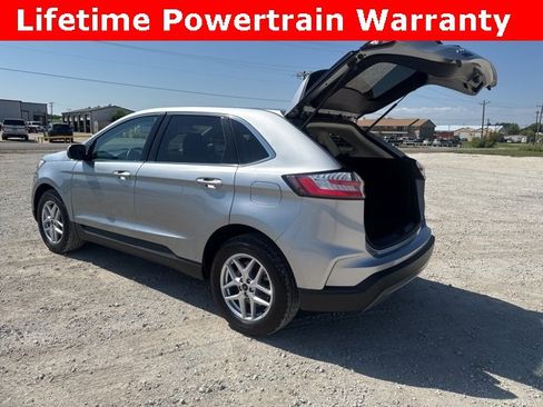Used 2024 Ford Edge SEL image 4
