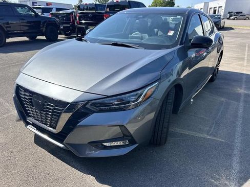 Used 2022 Nissan Sentra SR w/ SR Premium Package FWD image 1