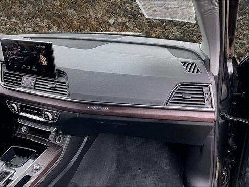 Used 2022 Audi Q5 2.0T Premium Plus image 15