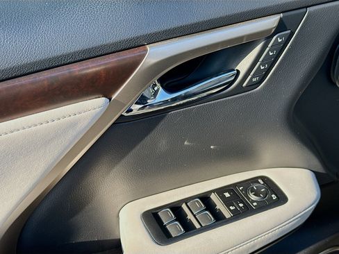 Used 2022 Lexus RX 350 FWD w/ Premium Package image 18
