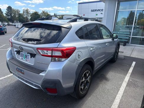 Used 2019 Subaru Crosstrek 2.0i Premium w/ Popular Package #3 AWD/4WD image 3