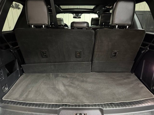 Used 2020 Ford Expedition XLT w/ Equipment Group 202A AWD/4WD image 22