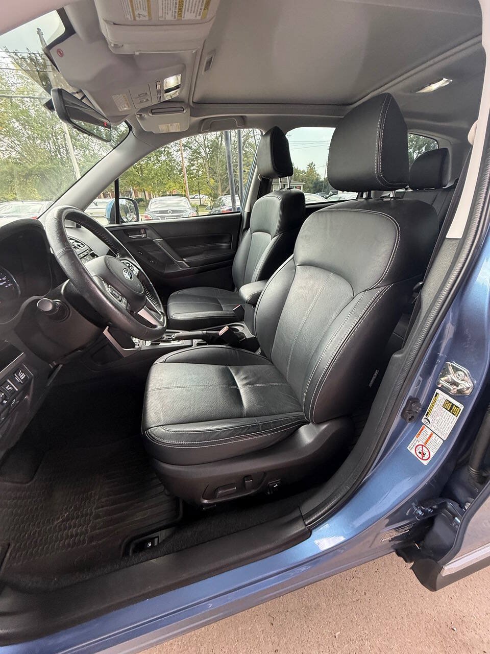 Used 2018 Subaru Forester 2.5i Touring AWD/4WD image 18