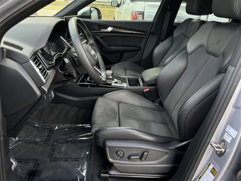 Used 2022 Audi SQ5 Premium image 25