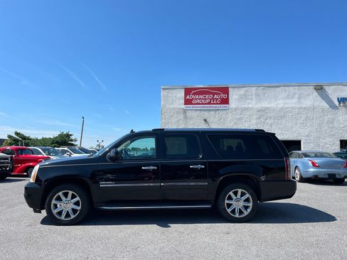 Used 2012 GMC Yukon XL Denali AWD/4WD image 5