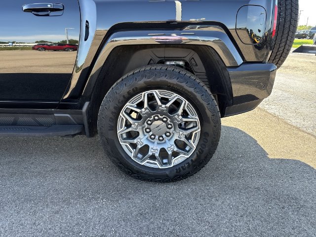 Certified 2026 GMC Hummer EV SUV AWD/4WD image 15