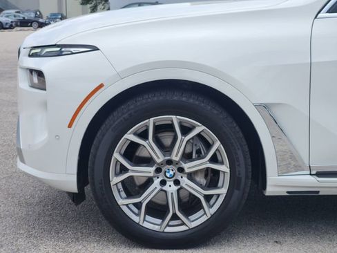 Used 2025 BMW X7 xDrive40i image 5