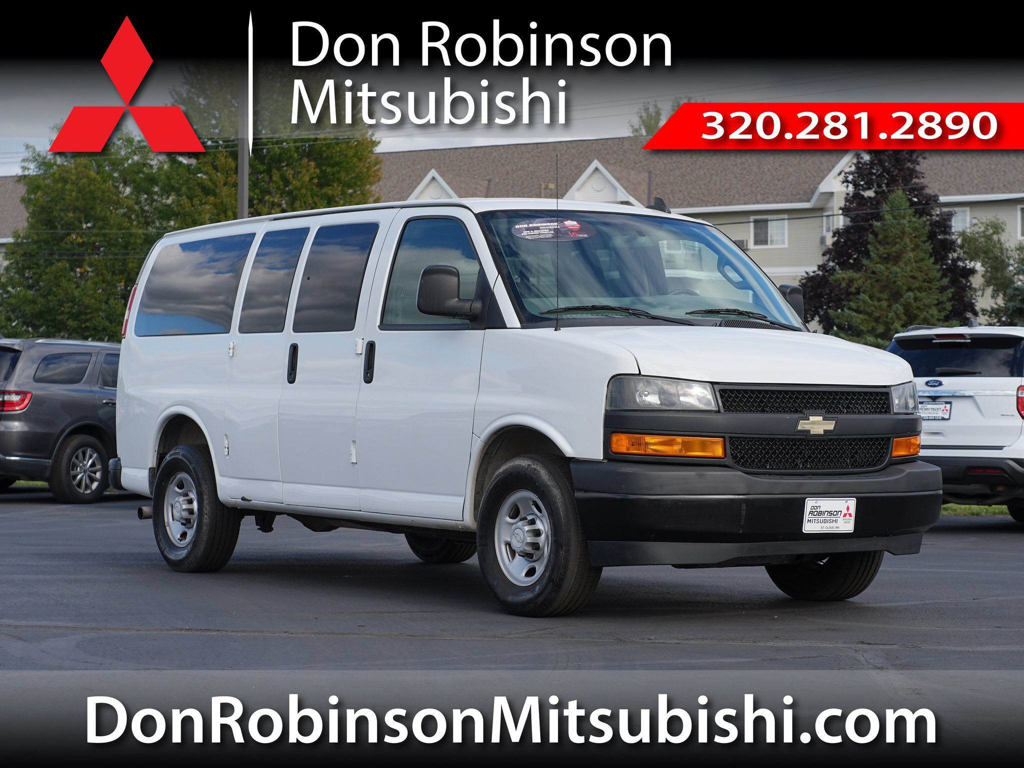 Used 2019 Chevrolet Express 2500 LS w/ Driver Convenience Package RWD image 1