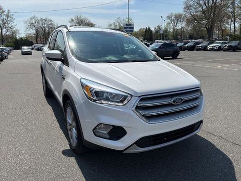 Certified 2019 Ford Escape SEL AWD/4WD image 3