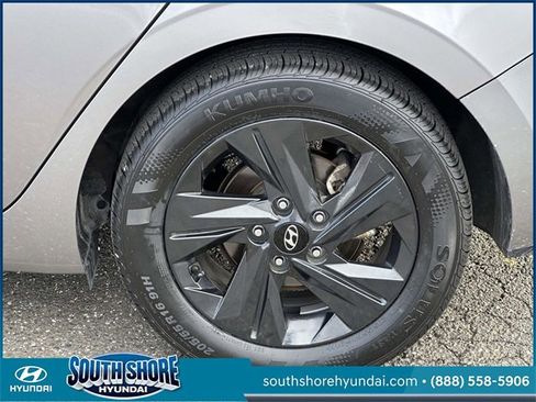 Certified 2023 Hyundai Elantra SEL w/ Cargo Package image 9