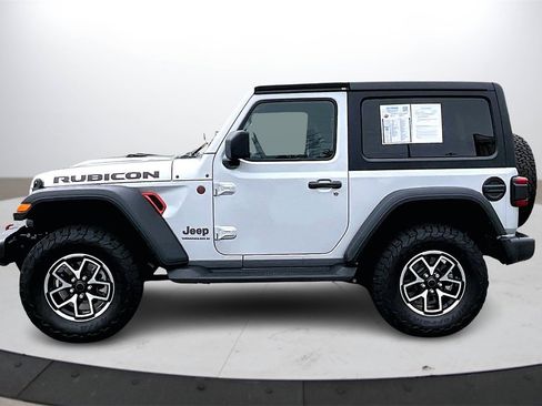 Used 2024 Jeep Wrangler Rubicon w/ Safety Group image 5