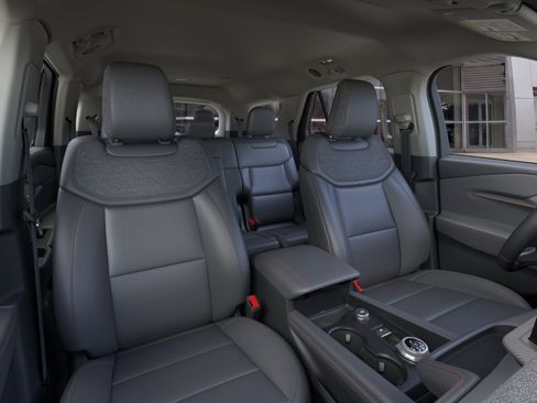 New 2026 Ford Explorer Active AWD/4WD image 13