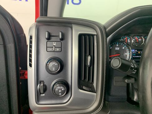 Used 2017 GMC Sierra 1500 SLT AWD/4WD image 16