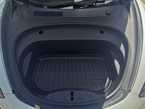 Used 2023 Tesla Model 3 Standard Range image 30