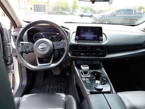 Used 2023 Nissan Rogue SV w/ SV Premium B Package AWD/4WD image 28