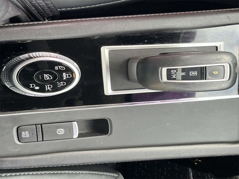 Used 2022 Mitsubishi Outlander SE image 22