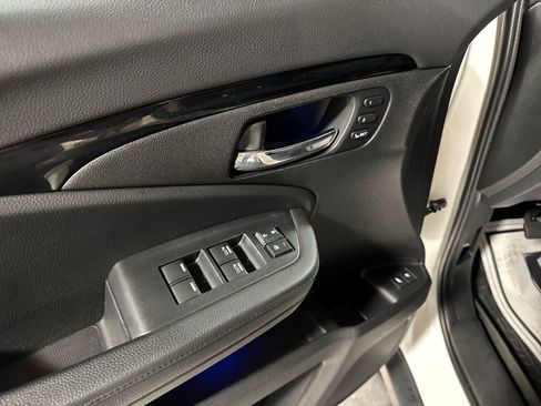 Used 2019 Honda Pilot Elite image 16