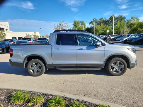 Used 2023 Honda Ridgeline RTL-E image 3