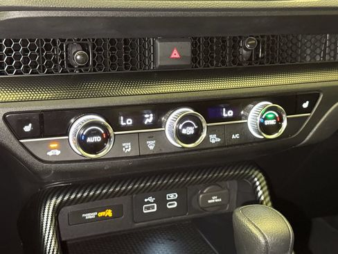 Certified 2024 Honda CR-V EX image 25