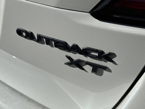 Certified 2025 Subaru Outback Onyx Edition XT AWD/4WD image 2
