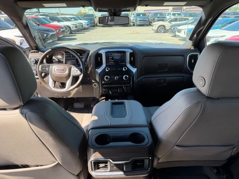 Used 2021 GMC Sierra 1500 SLT image 12