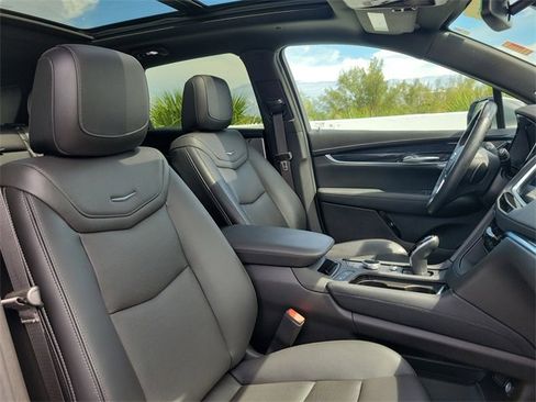 Certified 2024 Cadillac XT5 Premium Luxury w/ LPO, Premium Carpet Package image 21