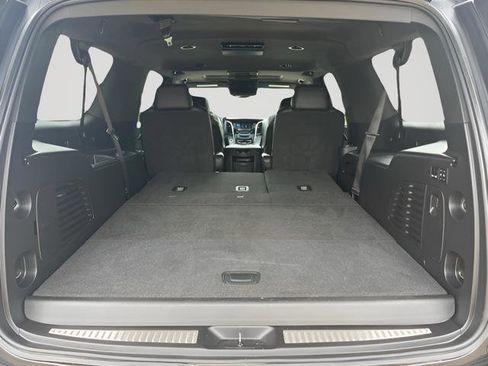 Used 2020 Cadillac Escalade ESV Platinum AWD/4WD image 8