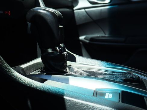 Used 2019 Honda Civic Sport image 48