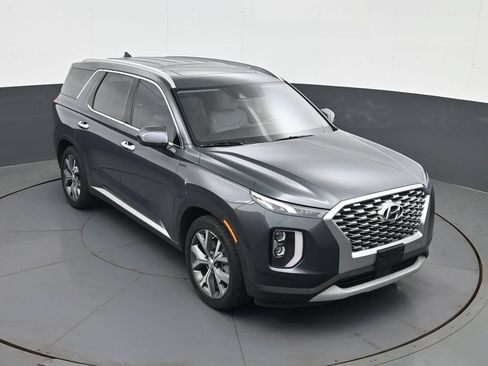 Used 2022 Hyundai Palisade SEL w/ Premium Package FWD image 16