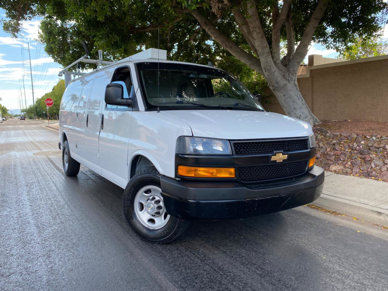 Used 2021 Chevrolet Express 2500 Extended w/ Driver Convenience Package RWD image 4