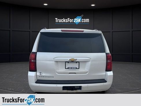 Used 2015 Chevrolet Suburban LT image 16