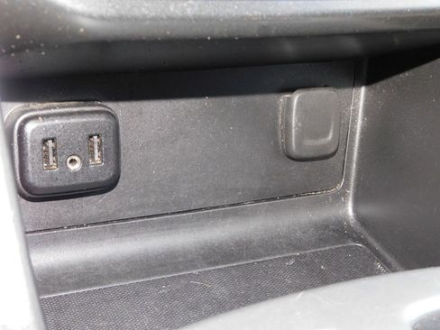 Used 2022 Chevrolet Colorado LT w/ LT Convenience Package RWD image 35