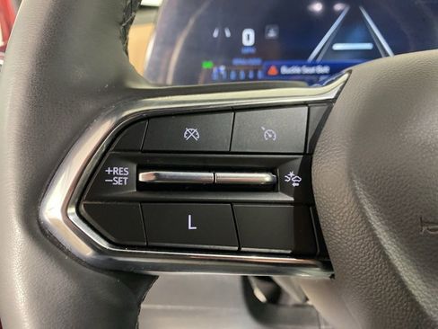 Used 2025 Chevrolet Equinox ACTIV w/ Safety and Technology Package image 22